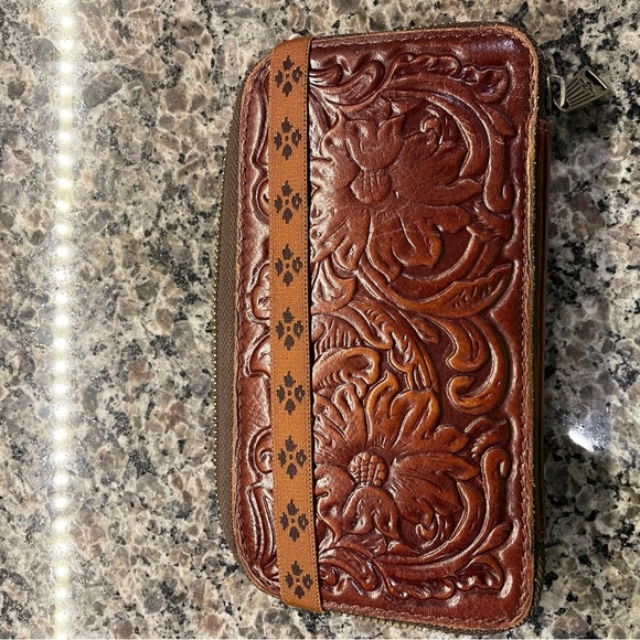 Patrica Nash wallet/clutch - Picture 1 of 4